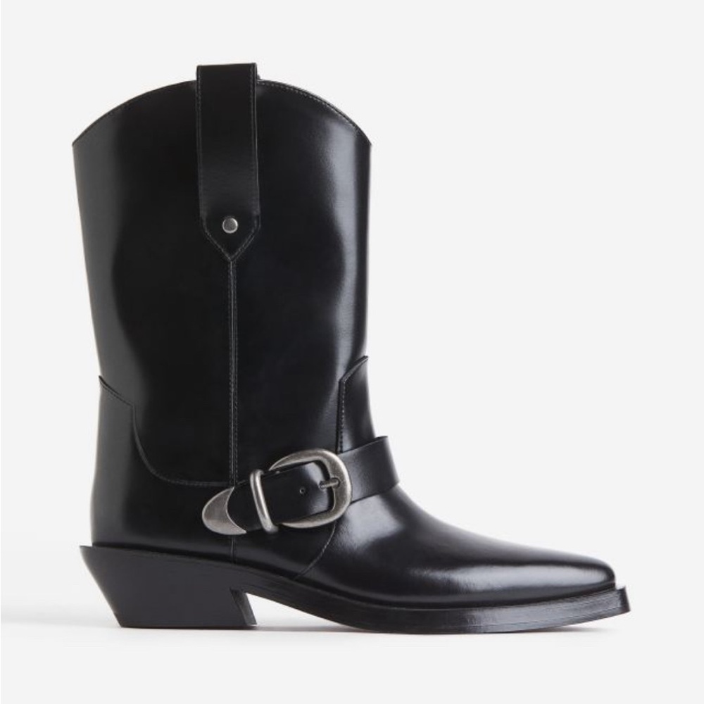 NWT🖤 Black Cowboy Boots